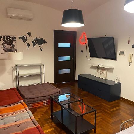 Senna Appartament Apartment Bari Bagian luar foto